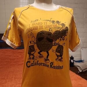 California Raisins Yellow Graphic T-Shirt